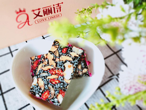 养生也要时尚，艾丽诗阿胶糕，告别烦恼，不需贪吃！