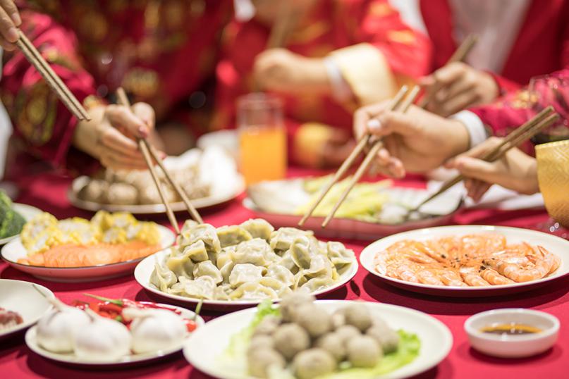 干了这碗年夜饭,让我们"牛"转乾坤—隐秀山居年夜饭火热预订中