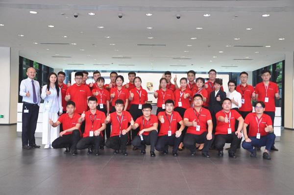学习汽车修理有前途吗？了解汽修行业在厂里还是在学校学汽修？看完全文