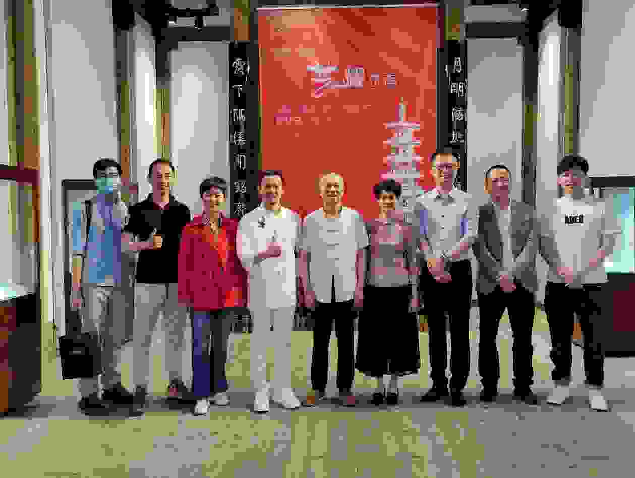 非遗合作丨大国名匠X“穿金戴银”，共探制表匠心