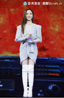 云图片