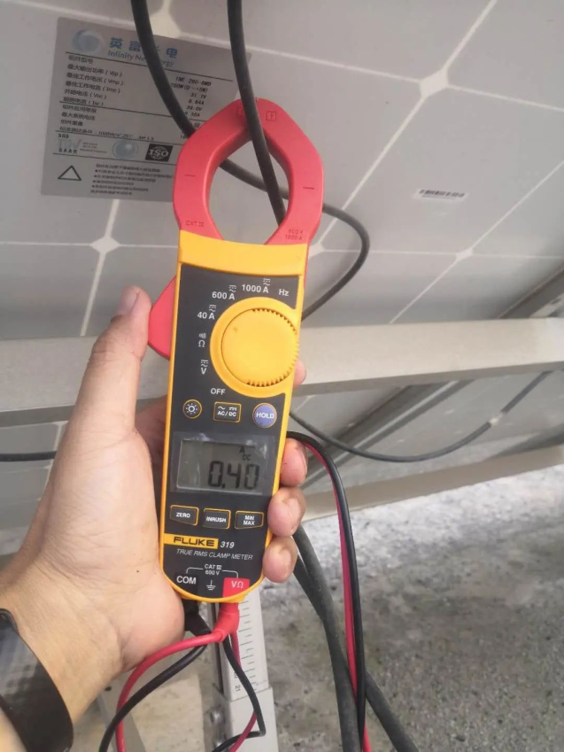 钳形表哪个品牌好？Fluke 319灵敏且准确！