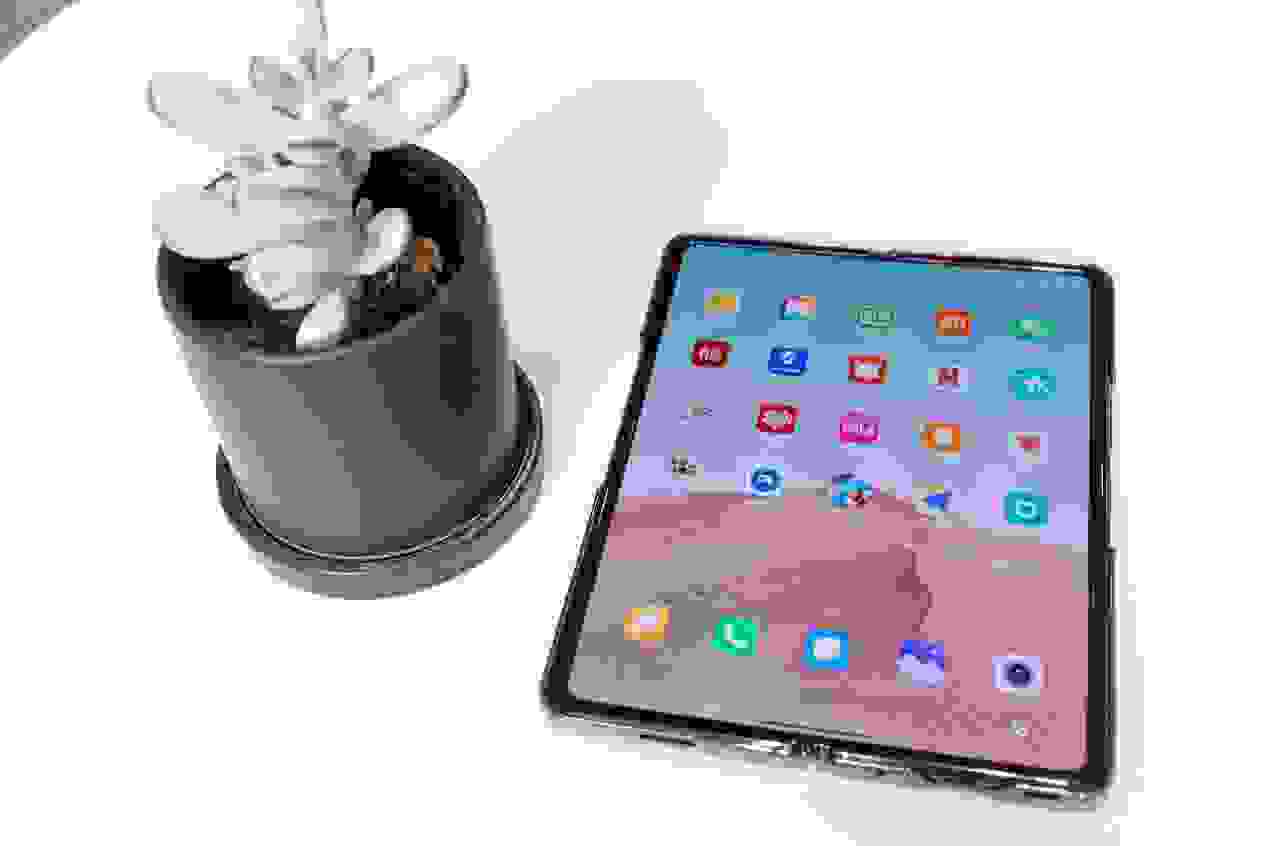 用了小米MIX FOLD一个月之后，我已经离不开这块屏幕了