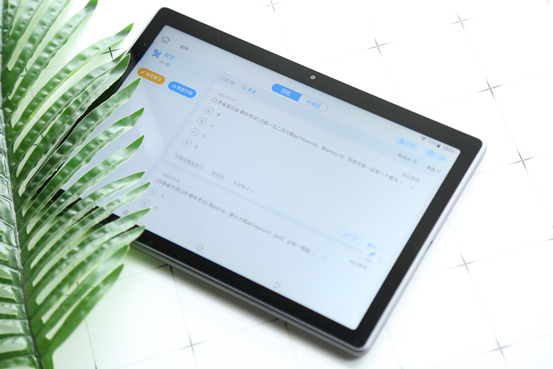 人工智能家教机还是讯飞智能学习机X2 Pro好，这几大优势给你答案