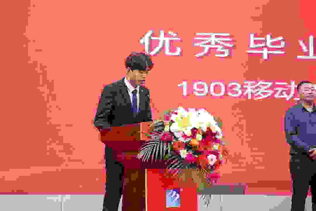 匠心引领 爱与责任——云南新华2021年秋季百企千岗进校园大型人才双选会