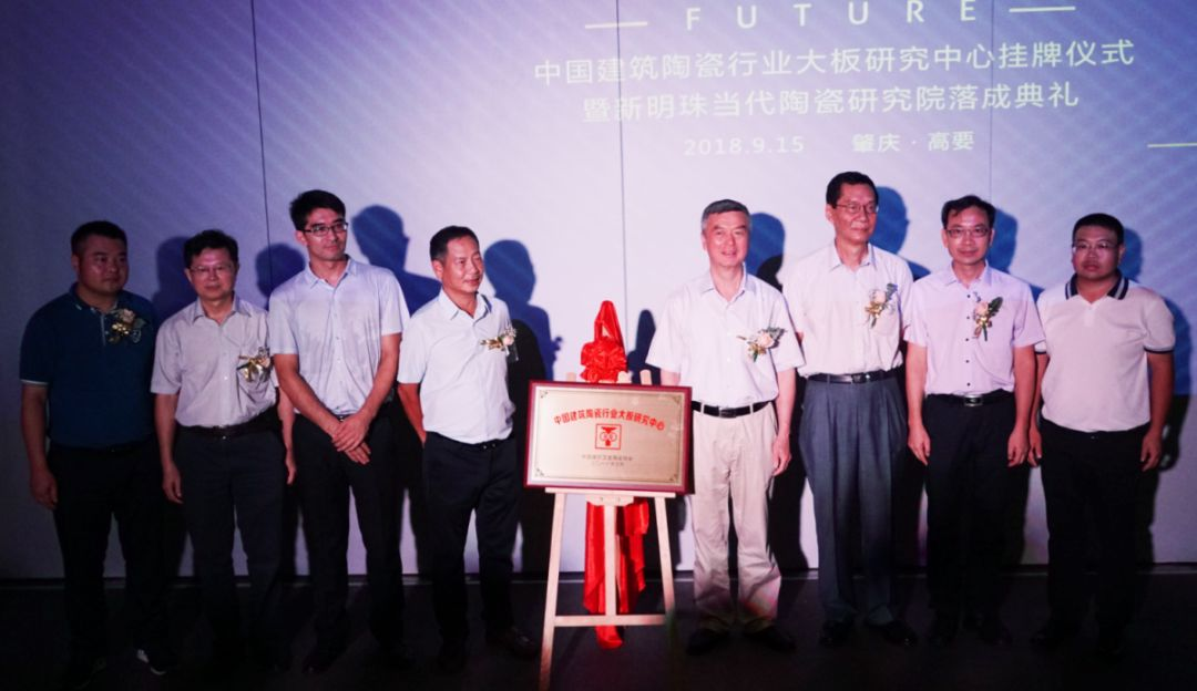 建博会、潭洲双展会下，如何在广东寻找有盈利潜力的瓷砖品牌