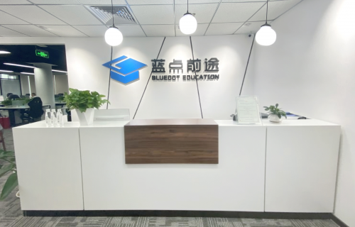 北京蓝点前途留学2021年申请季顺利收官，2022申请正式开启