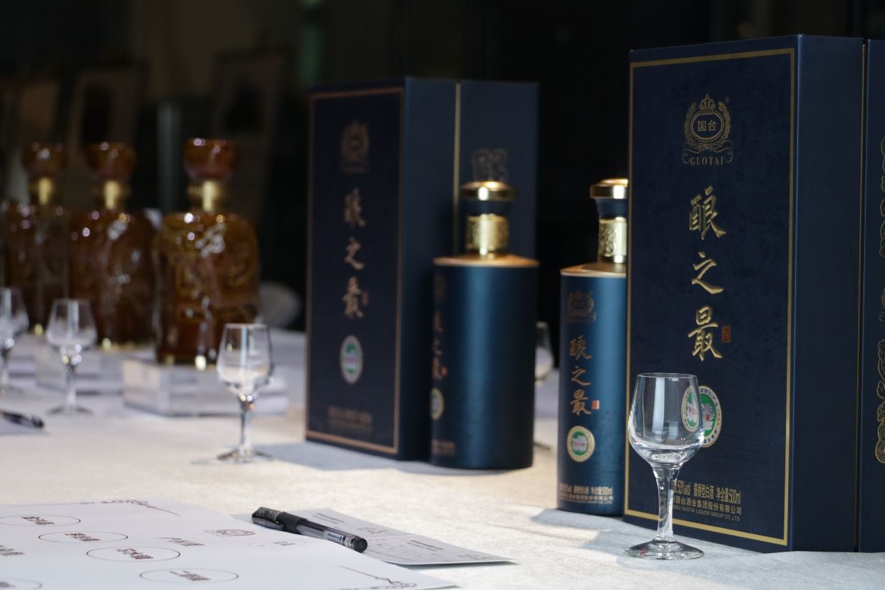 加码大众酱香，国级白酒评委力荐，国台战略新品国台酿之最春糖亮相上市