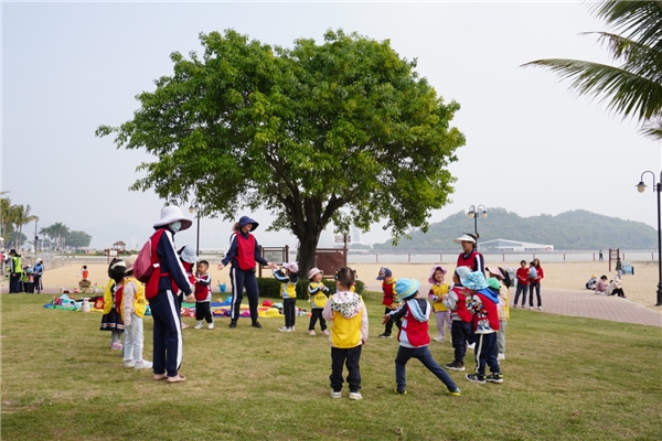在游戏中提高孩子的综合素养,珠海市香洲区彩虹蜗牛幼儿园促进孩子成长