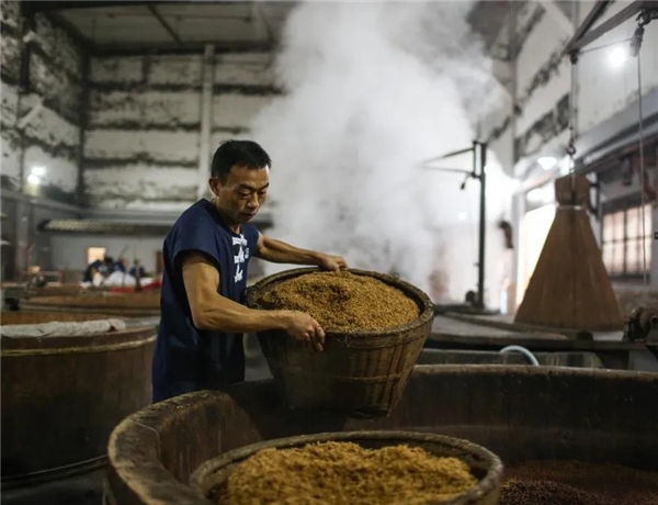 江小白深化全产业链布局 将白酒的好味道传播到全世界