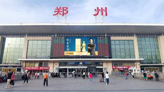 搭乘中国速度！优者酱酒重磅登陆高铁传媒刷屏亿万国人！