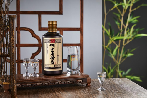 百年糊涂以匠心铸就佳酿，让这个年味更足