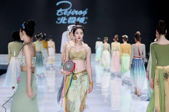 2024中国内衣文化周暨第19届中国国际品牌内衣展开幕