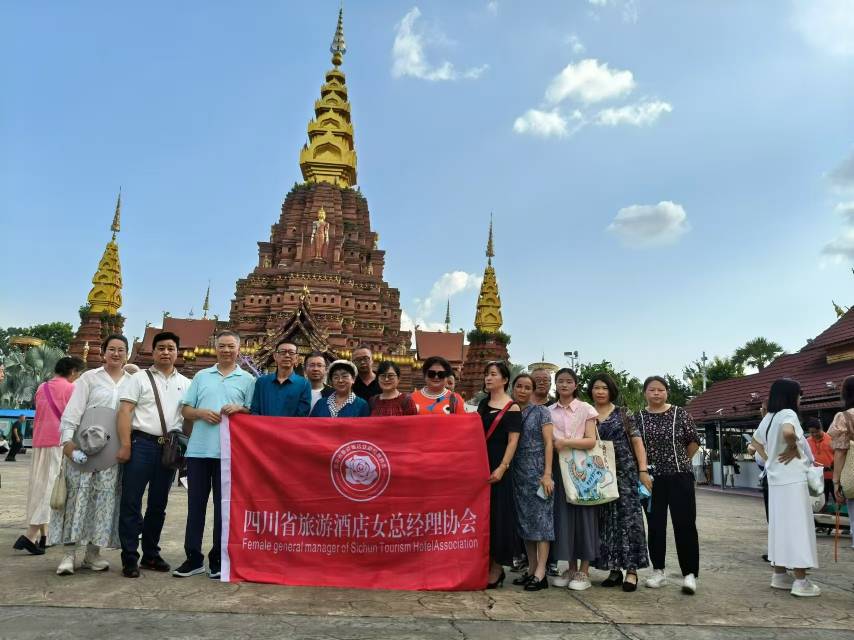 数字经济推动乡村振兴 中国（四川）智慧酒店联盟携手智慧赟平台高质量助推践行