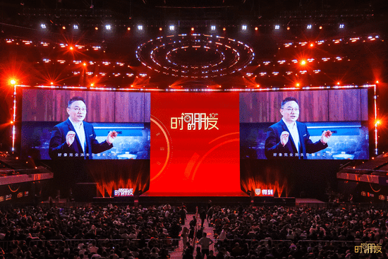 卡萨帝全嵌烟机亮相《时间的朋友》，隐藏设计最抢眼