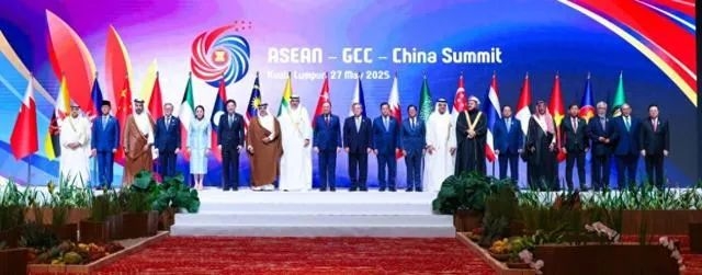 与多国元首同台｜Klickl出席东盟－中国－海合会三方经济论坛