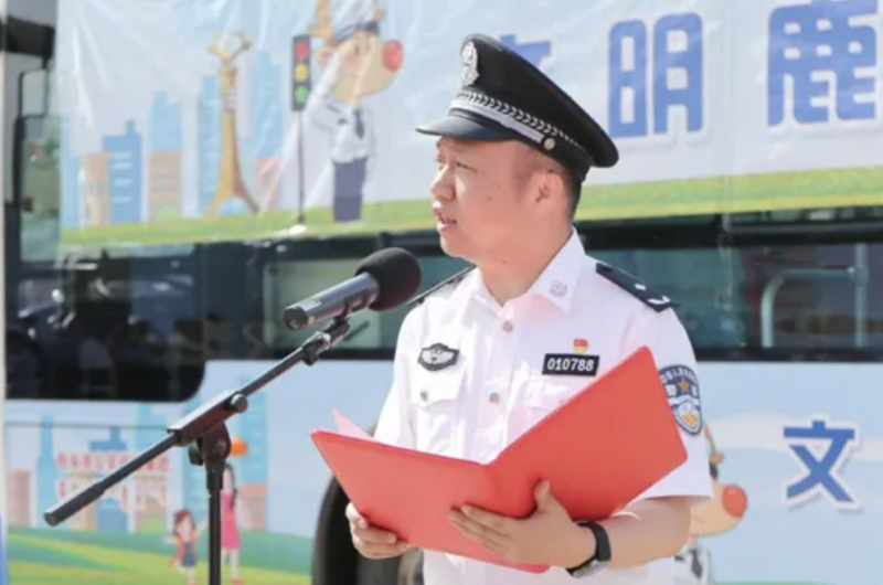 警企联动绘就鹿城安全路 雅迪电动车以爱心筑安全
