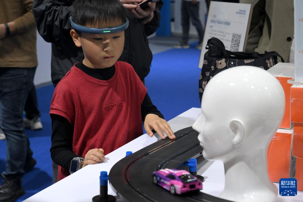 科交会上感受科技之美