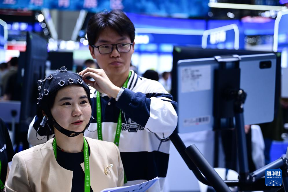 科交会上感受科技之美