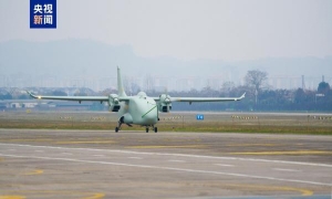 国产新型无人机彩虹YH-1000S成功首飞